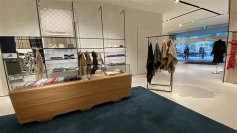 burberry bloor street|Burberry bloor street toronto.